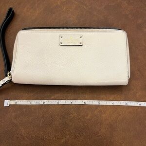 Kate Spade Wristlet